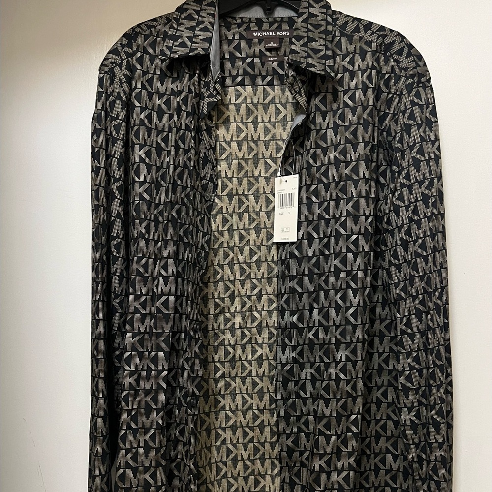 Michael Kors Black / Tan Button Down All Over Logo Men’s S Slim Fit NWT $128.00 - Picture 1 of 10